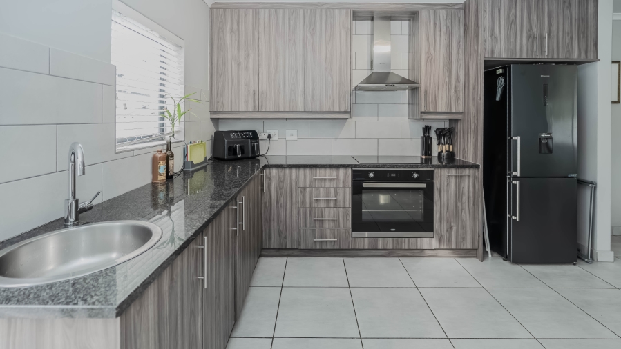 3 Bedroom Property for Sale in Brackenfell South Western Cape